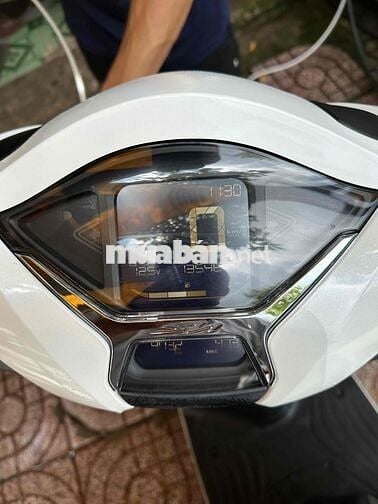 SH 125 dk 9/2024 odo 13k km gl ADV