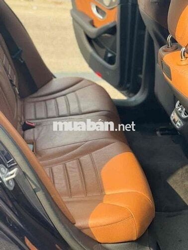 Merểcdes C300 AMG sx 2019 màu xanh CVS siêu đẹp
