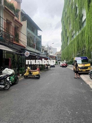 Cho thuê mặt bằng kinh doanh tầng trệt mặt tiền đường Bến Cần Giuộc
