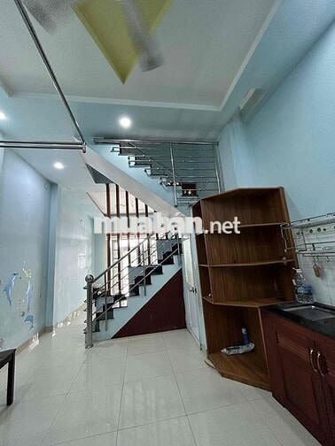 chính chủ cho thuê nhà nguyên căn ,1trệt 2 lầu,3p ngủ,3wc