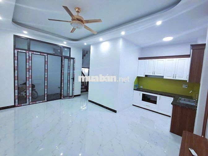 8.44 TỶ-42M2-5 TẦNG THANG MÁY-NGUYỄN AN NINH-TRƯƠNG ĐỊNH-BẠCH MAI