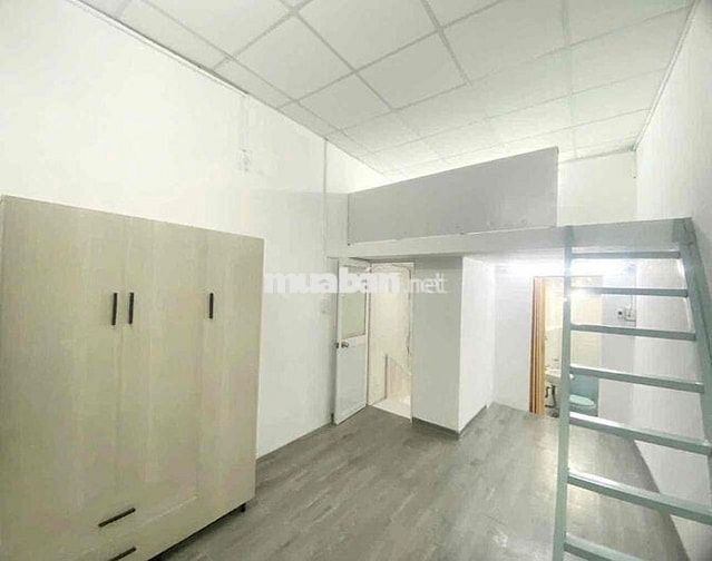 Cho thuê nhà hẻm Lê Văn Sỹ, P13 , Phú Nhuận, 3x8, 1 lầu 1 gác, 2wc, gi