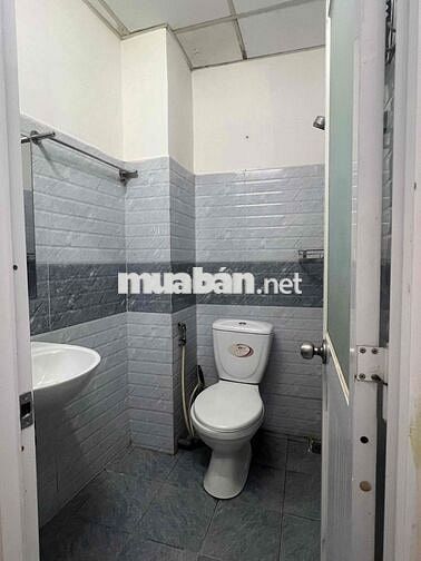 CHÍNH CHỦ, Nhà hẻm 243 Tôn Đản 52m2