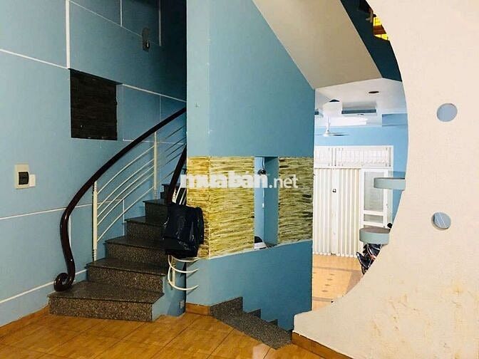 Cho thuê nhà 3,5 tấm 6pn khu tên lửa