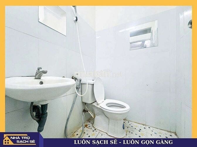 PHÒNG NGAY CÔNG VIÊN LÀNG HOA, GÒ VẤP