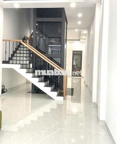 Cho Thuê Nhà Đường Thoại Ngọc Hầu, Tân Phú ( Có Thang Máy - 6PN, 7WC )