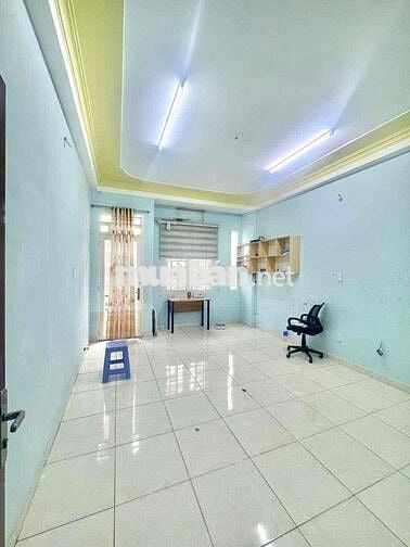 chính chủ cho thuê nhà nguyên căn ,1trệt 2 lầu,3p ngủ,3wc