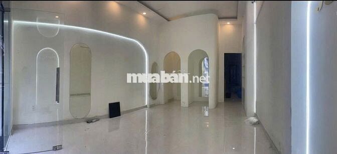 Cho Thuê Nhà Đường Thoại Ngọc Hầu, Tân Phú ( Có Thang Máy - 6PN, 7WC )