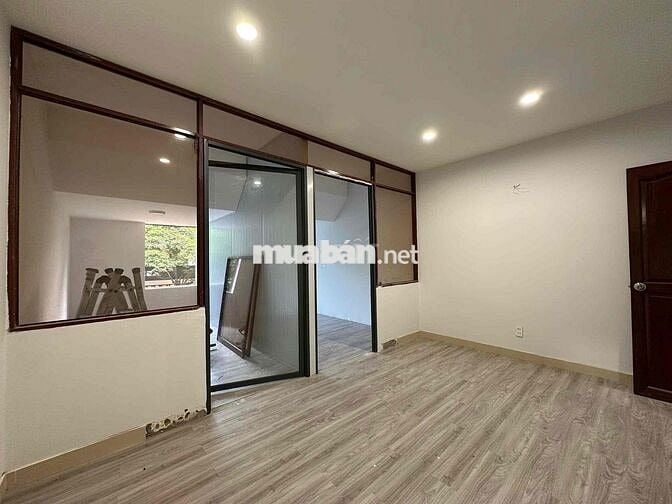 Cho Thuê 2Pn_Cửa Sổ Ban Công_Full NT_Sau Lưng Vận Động Phú Thọ_60m2