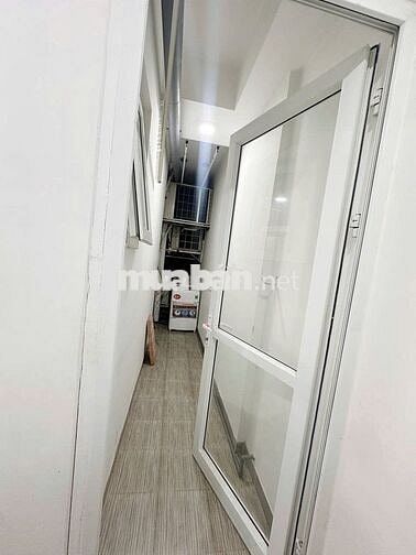 Chung cư 90 Nguyễn Tuân 72m2 2pn 2vs full 15tr