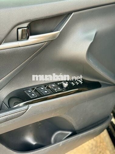 Toyota Camry 2019 2.5Q  mẫu mới nhập Thái 1 chủ