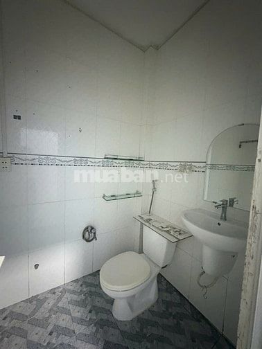Nhà cho thuê 1 xẹt lê văn quới vị trí đẹp