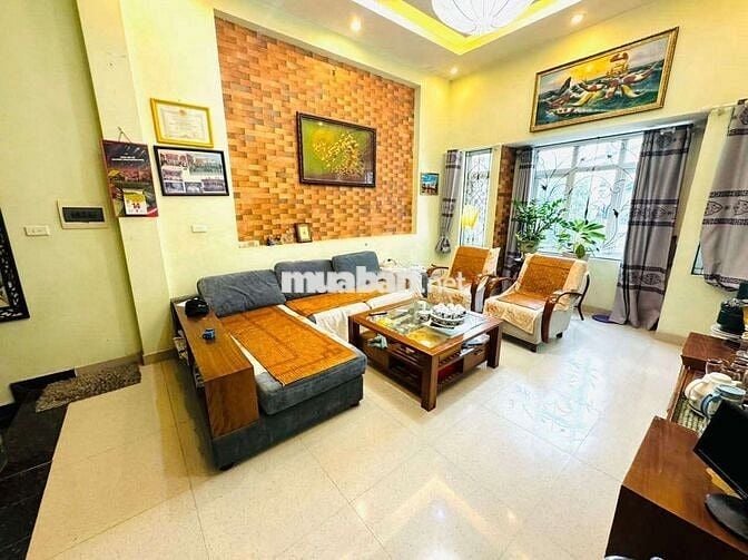 PHẠM VĂN ĐỒNG - BẮC TỪ LIÊM. OTO TRÁNH - NHÀ 5 TẦNG, LÔ GÓC, 8.7 TỶ