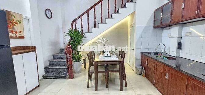 🧨VỊ TRÍ #BẠCH_MAI _ #PHỐ_HUẾ

🏡
Nhà mới kính coong
