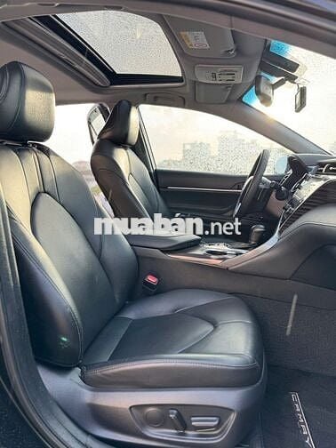 Toyota Camry 2019 2.5Q  mẫu mới nhập Thái 1 chủ