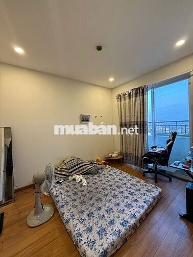 Hàng hiếm căn 62m2 2pn 2wc tặng nội thất giá 2,250 tỷ bao thuế phí