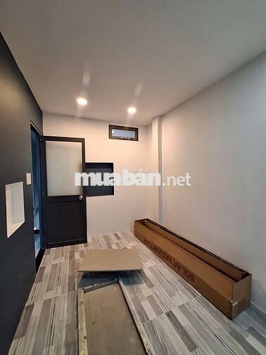 Nhà ở 78m2, 2 phòng ngủ, đường Kênh Tân Hoá
