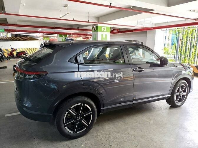 Honda HR-V 2024 G - 8300 km