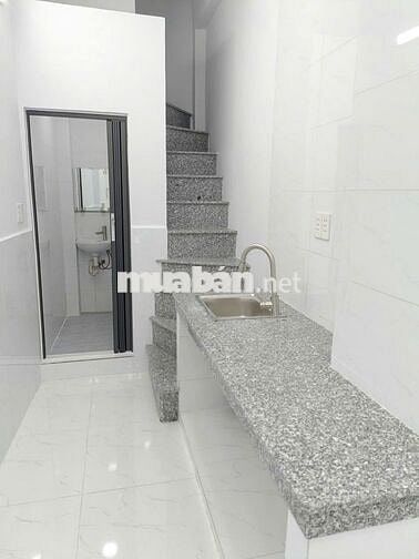 ✅ Cho thuê NNC mới 3 tầng Dương Bá Trạc P2 Q8