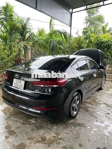 Hyundai Elantra 2016 1.6 MT - 103000 km