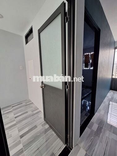 Nhà ở 78m2, 2 phòng ngủ, đường Kênh Tân Hoá