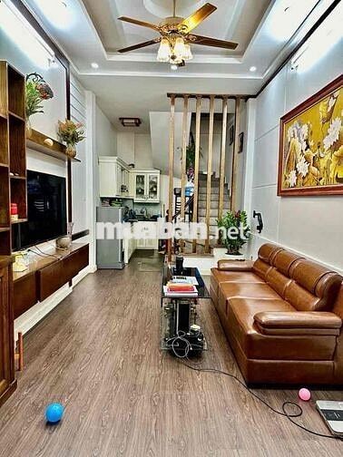 🌸BÁN GẤP NHÀ TRƯƠNG ĐỊNH 35M2-5T- 7.3 TỶ (CTL)- NHÀ, NGÕ THOÁNG S