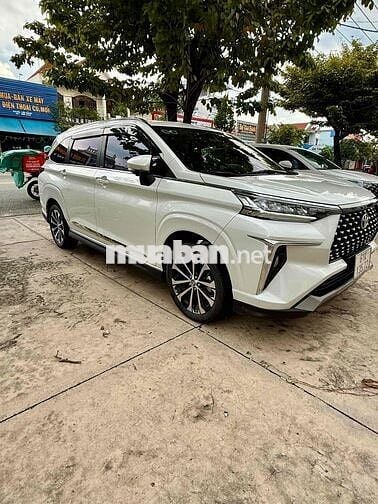 Toyota Veloz Cross 2022 CVT Top - 49000 km