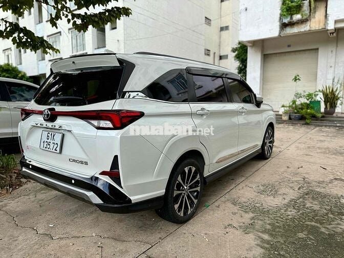 Toyota Veloz Cross 2022 CVT Top - 49000 km