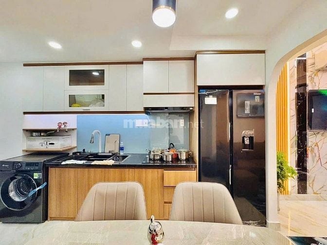 Ra nhanh căn nhà Quách Văn Tuấn, Tân Bình/ 53,2m2/ Giá 3 Tỷ 260tr/ SHR