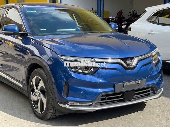 VINFAST VF8 ECO 2023 MUA PIN SDI XE PHÁP NHÂN CTY