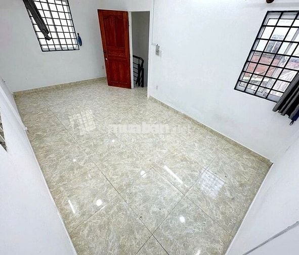 Nhà mới (2PN, 3WC) hẻm 128/6A Sư Vạn Hạnh P2 Q10