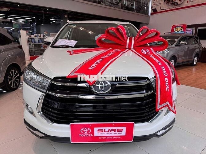 Toyota Innova 2.0Venturer Số Tự Động 2019 trắng