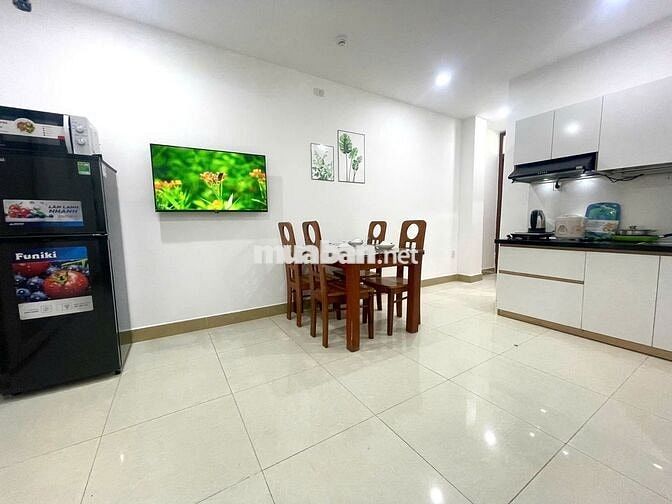 Cho thuê căn hộ 2 phòng ngủ ngay trung tâm thành phố
