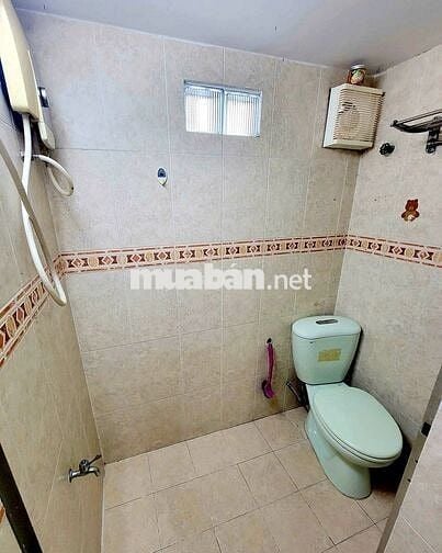 Nhà trống, (4.5x7m 1 Lầu suốt) : 451/36/43 Tô Hiến Thành P14 Q10