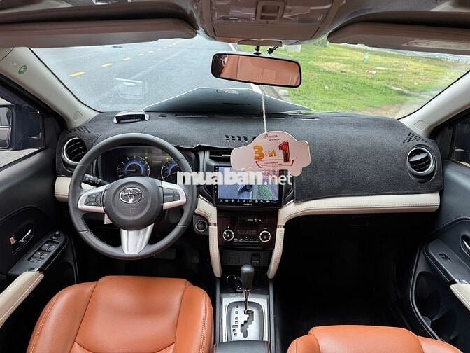 Toyota Rush 2021 Số Tự Động màu nâu 500tr còn giảm