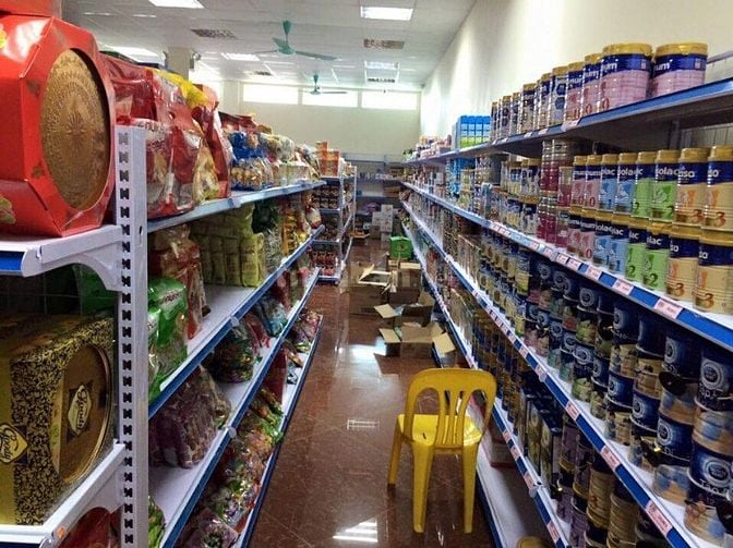 Cần Thêm Nhân Viên: đóng gói tại quầy và phụ kho ( tuổi 19-56 )