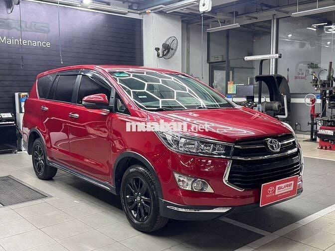 Toyota Innova 2.0Venturer - SỐ TỰ ĐỘNG 2019 MÀU ĐỎ