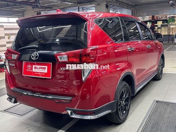 Toyota Innova 2.0Venturer - SỐ TỰ ĐỘNG 2019 MÀU ĐỎ