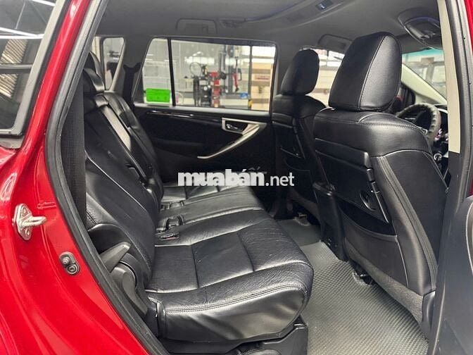 Toyota Innova 2.0Venturer - SỐ TỰ ĐỘNG 2019 MÀU ĐỎ