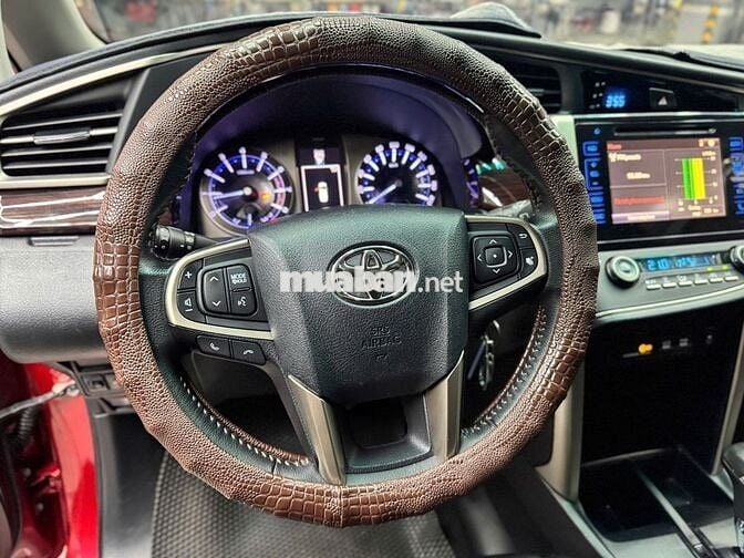 Toyota Innova 2.0Venturer - SỐ TỰ ĐỘNG 2019 MÀU ĐỎ