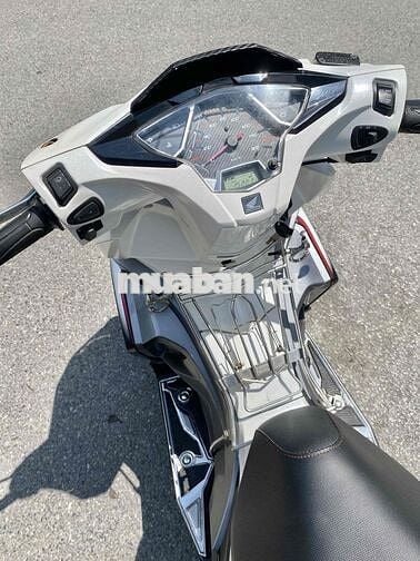 Airblade 125 năm 2016 - chạy đầm chắc - máy zin êm