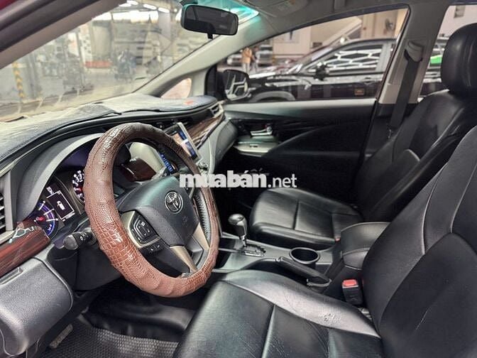 Toyota Innova 2.0Venturer - SỐ TỰ ĐỘNG 2019 MÀU ĐỎ