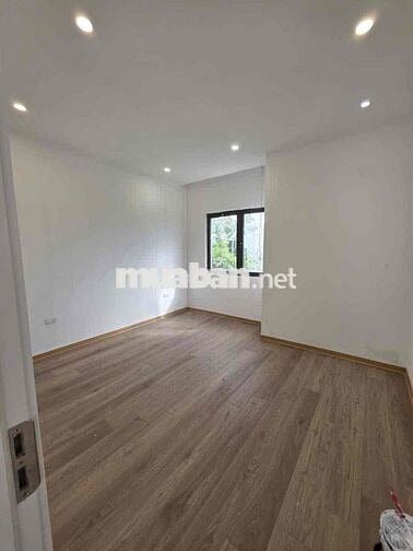 cho thuê biệt thự 145m2 phố trịnh văn bô