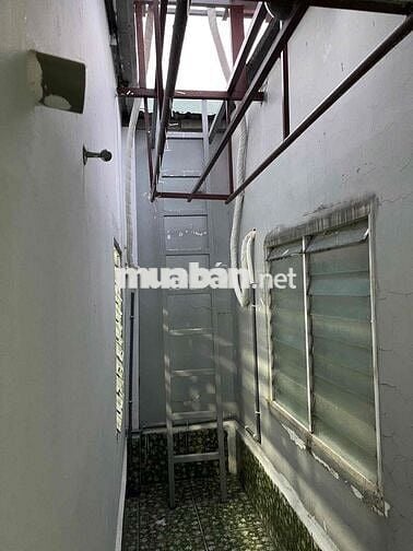 Cho thuê nhà nguyên căn Đường Nguyễn Gia Trí Quận BT