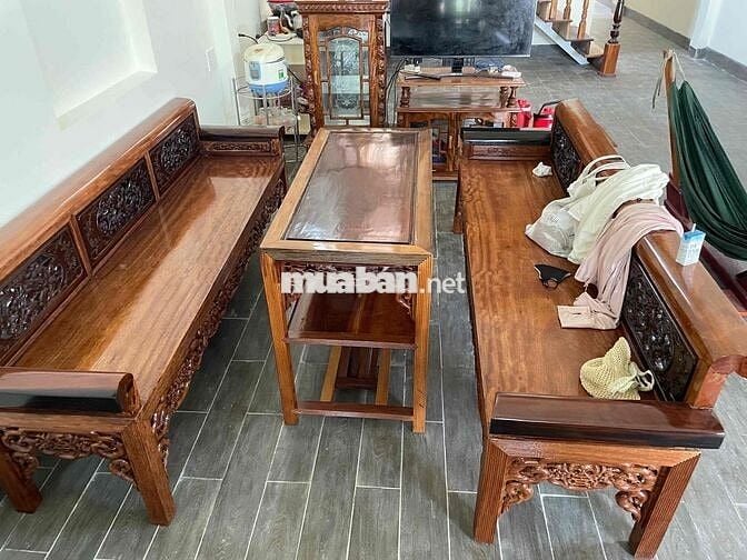 Gia đình tôi bán nhà hẻm 20 đối diện trường cấp 1 tân phong 2.
