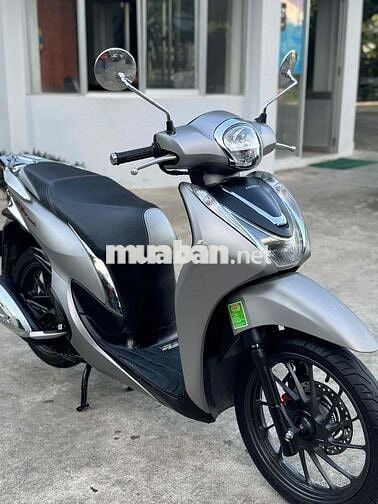 SH mode đk 2024 chuẩn 12 ngàn km ,sơn Zin 9 chủ