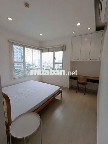 Căn hộ chung cư cao cấp 99m2, 2PN 2WC Sunrise City Central Q.7