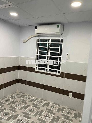 Cho thuê nhà nguyên căn Đường Nguyễn Gia Trí Quận BT