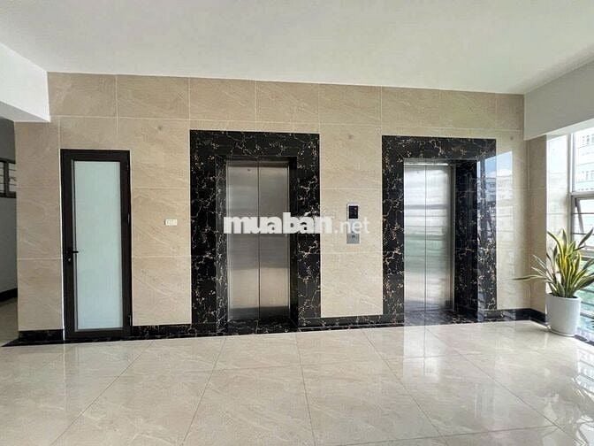 Bán căn hộ tòa A3 KĐT Mỹ Đình 1, 76m2, 2N, 2WC, giá 5,75 tỷ.