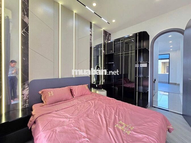 Bán Nhà 1 trệt 2 lầu 2 tỷ 750 triệu, nhà 1/ cách 50m Phan Đăng Lưu BD
